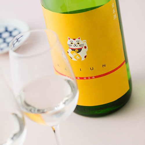 【開運】純米酒 雄山錦 招き猫 1800ml