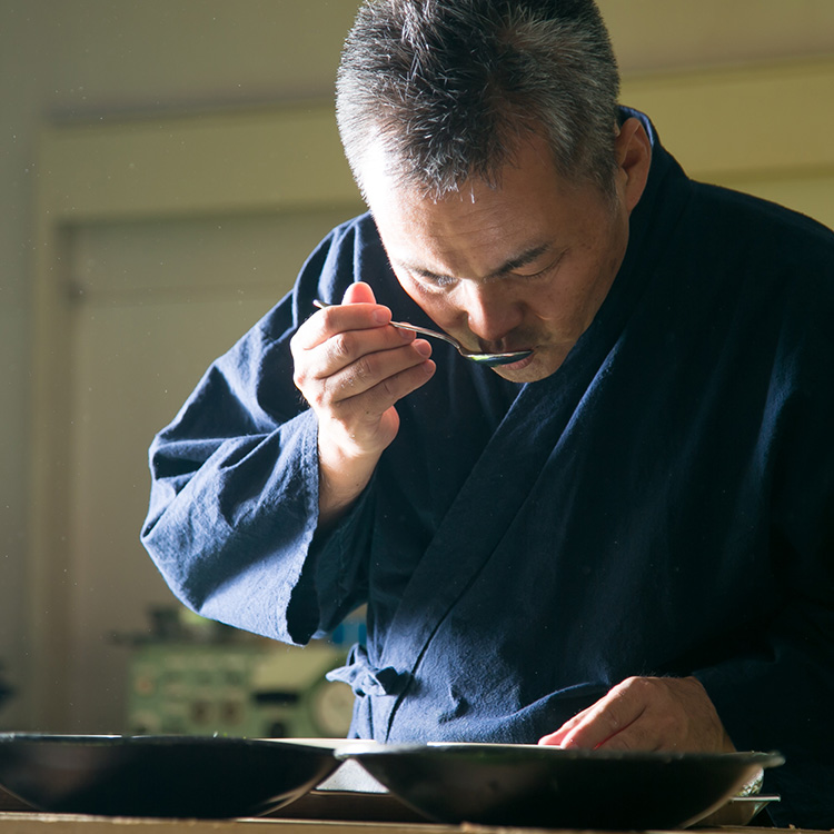 【新緑園】匠厳選 煎茶ティーバッグ 30パック入り(個包装)蘭字箱