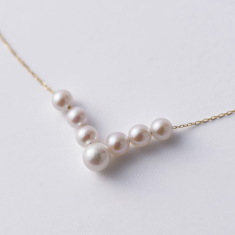 【藤巻百貨店のお年玉】大人の女性を輝かせる！希少ジュエリー＆小物３点セット