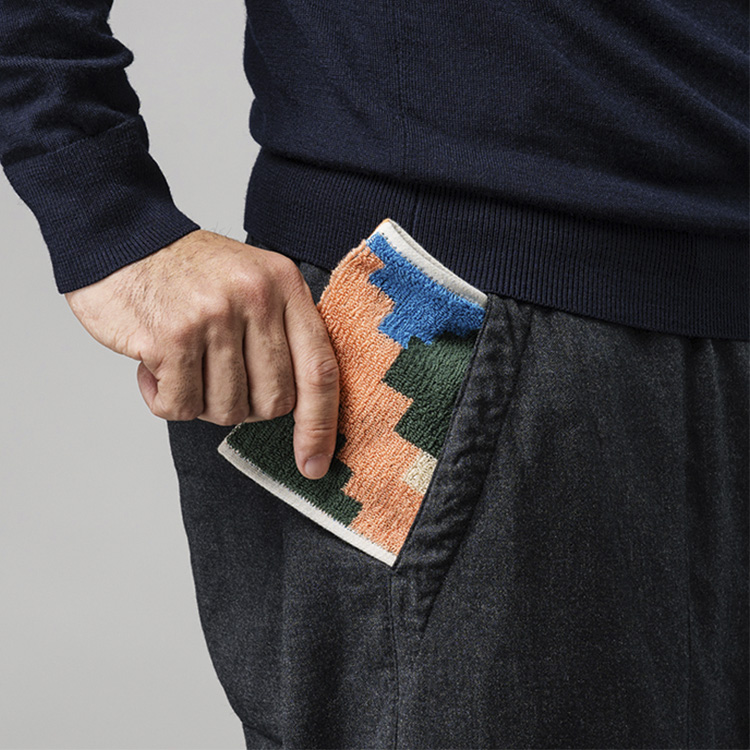 【藤巻百貨店のお年玉】人気商品全部入り！“藤巻ブルー”オールスター５点セット