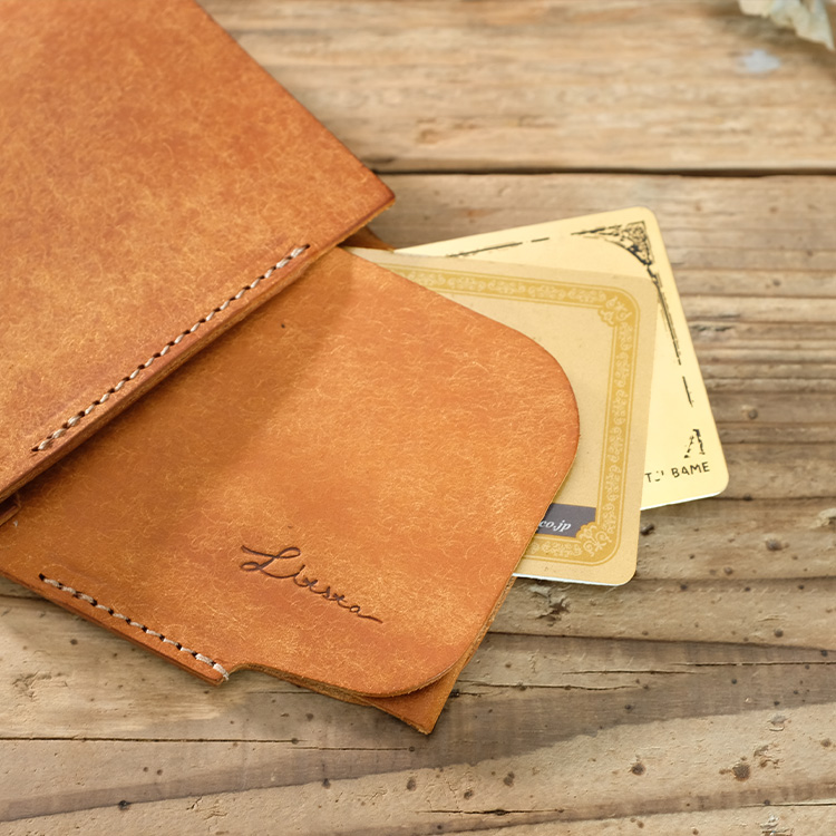 【LITSTA】コンパクトギミック財布「Flexible Wallet」