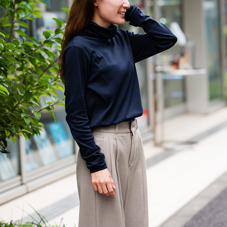 【tsuki.s】レディースハイネック プルオーバー