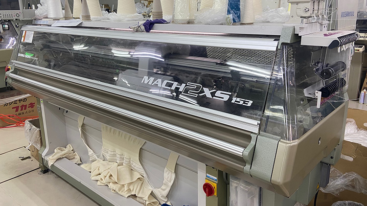 【el alto】エキストラファインウール Vネックニット