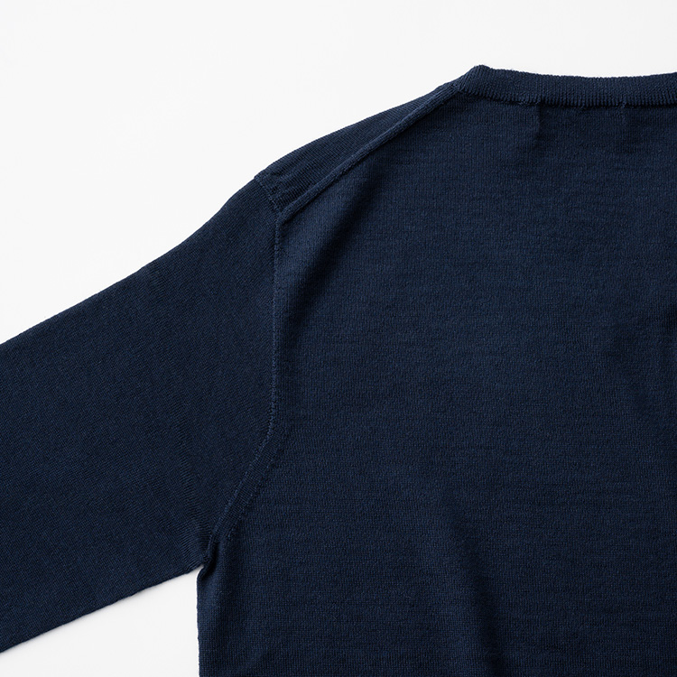 【el alto】エキストラファインウール Vネックニット