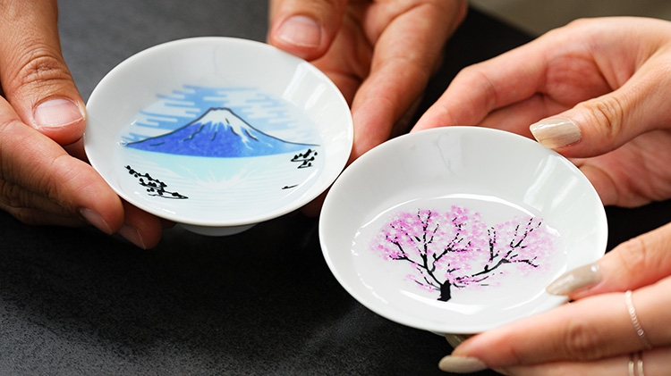 【丸モ高木陶器】桜と青富士の平盃 特別セット
