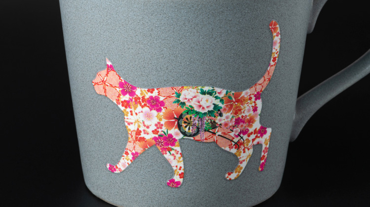 【丸モ高木陶器】華猫のマグカップ 特別ペアセット