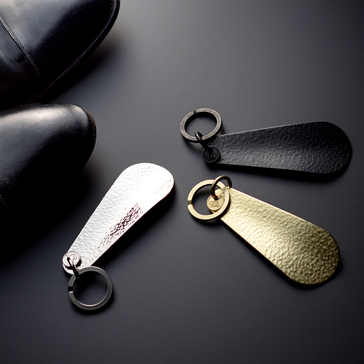 Diarge Brass Chasing Shoehorn Pocket Key Chain