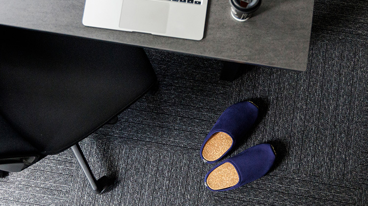 【CORCHO CORCHO】足が疲れにくいインドアライフシューズ 藤巻別注カラー