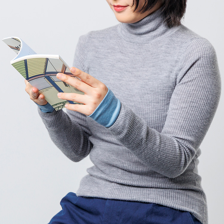 【タナベ刺繍】手刺繍入り リストウォーマー 星座ワッペンモデル