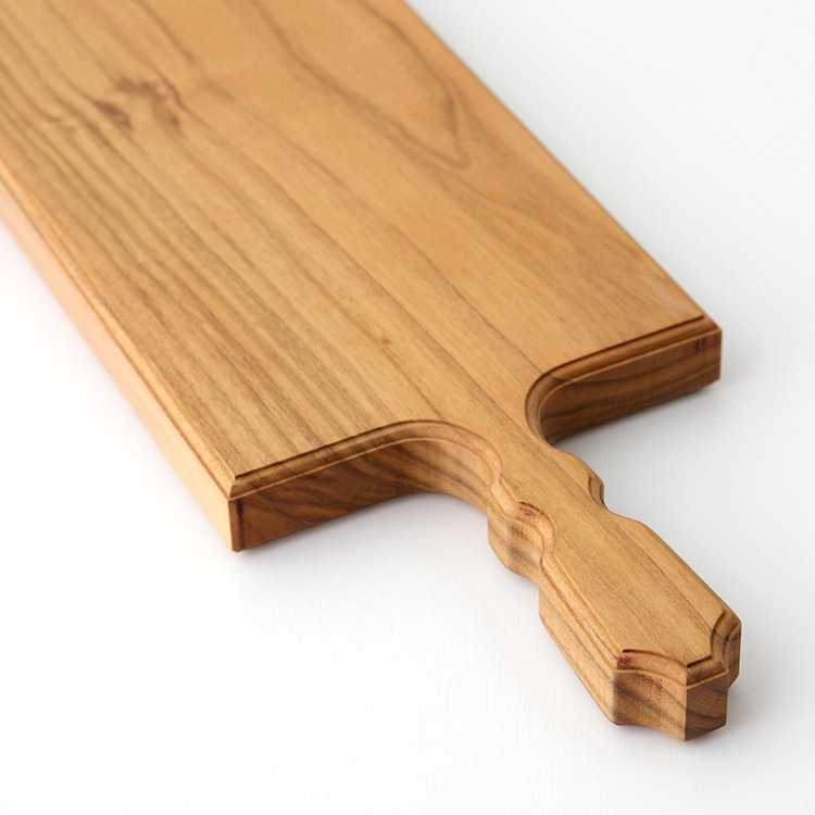 【woodpecker】山桜のカッティングボード