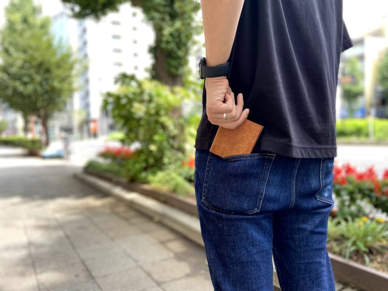 【LITSTA】コンパクトギミック財布「Flexible Wallet」
