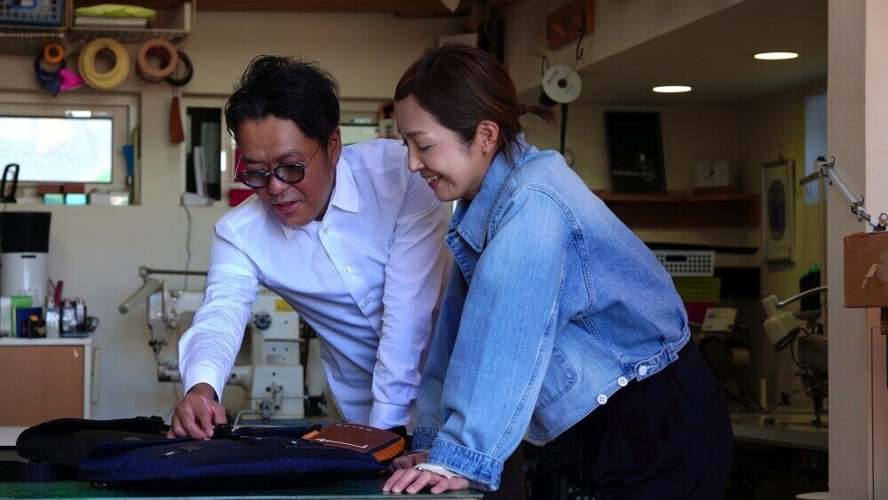 【DOUBLELOOP】ENTERシリーズ PCショルダーバッグ／ポーチバッグ