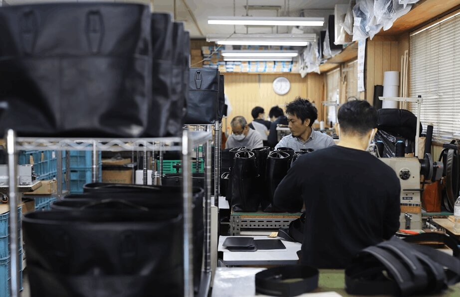 【BALZO】ネックポーチ