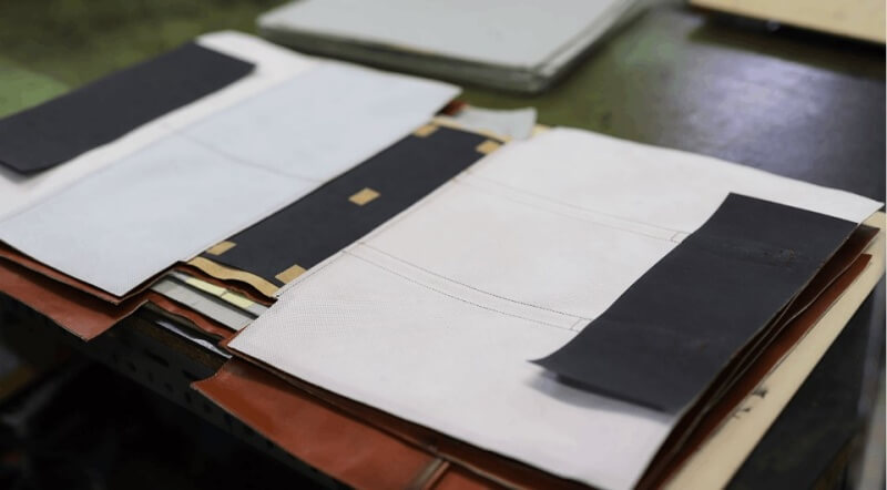 【BALZO】ネックポーチ