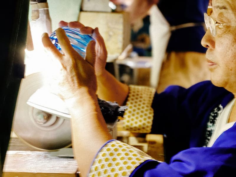 モダン・江戸切子クリスタルバルーンワイングラス