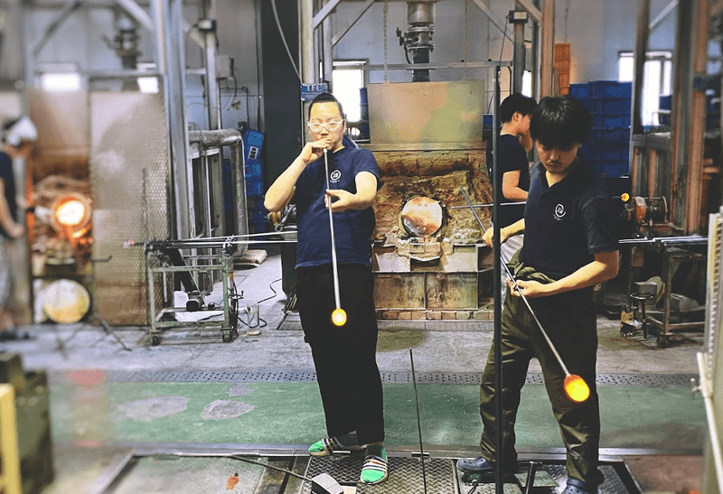 モダン・江戸切子クリスタルバルーンワイングラス